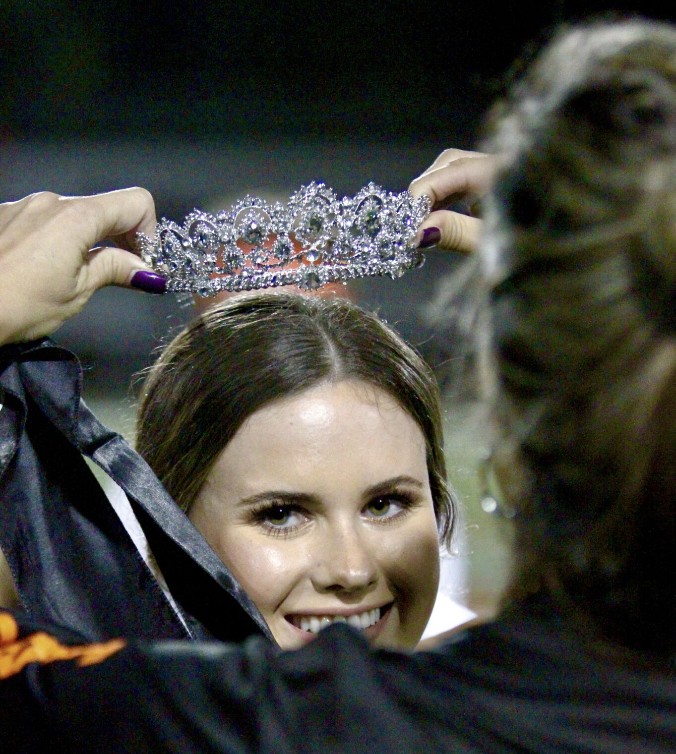 Lely Dukes1. Marco’s Nicole Geddis is crowned as homecoming queen. .jpeg